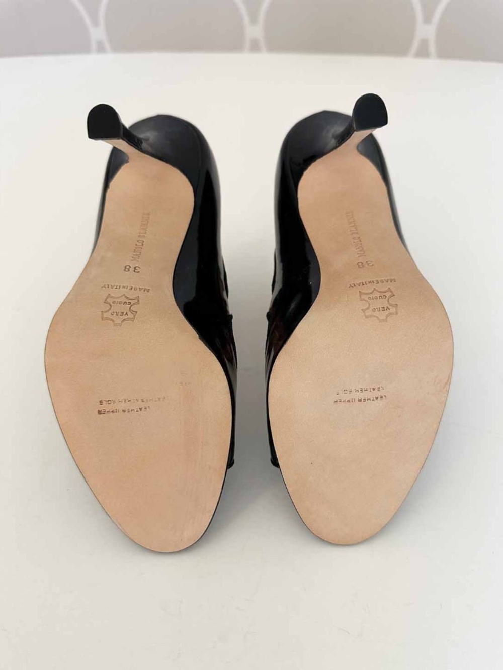 Manolo Blahnik Black Patent Leather Mary Jane Peep Toe Heels EU 38 Italy - Picture 10 of 10